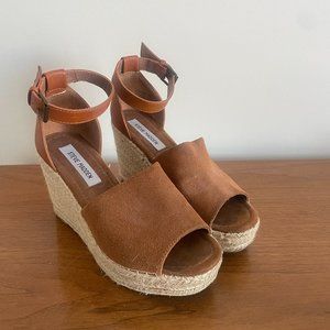 Steve Madden Espadrille Wedge Sandal Womens Size 9 in Great Condition
